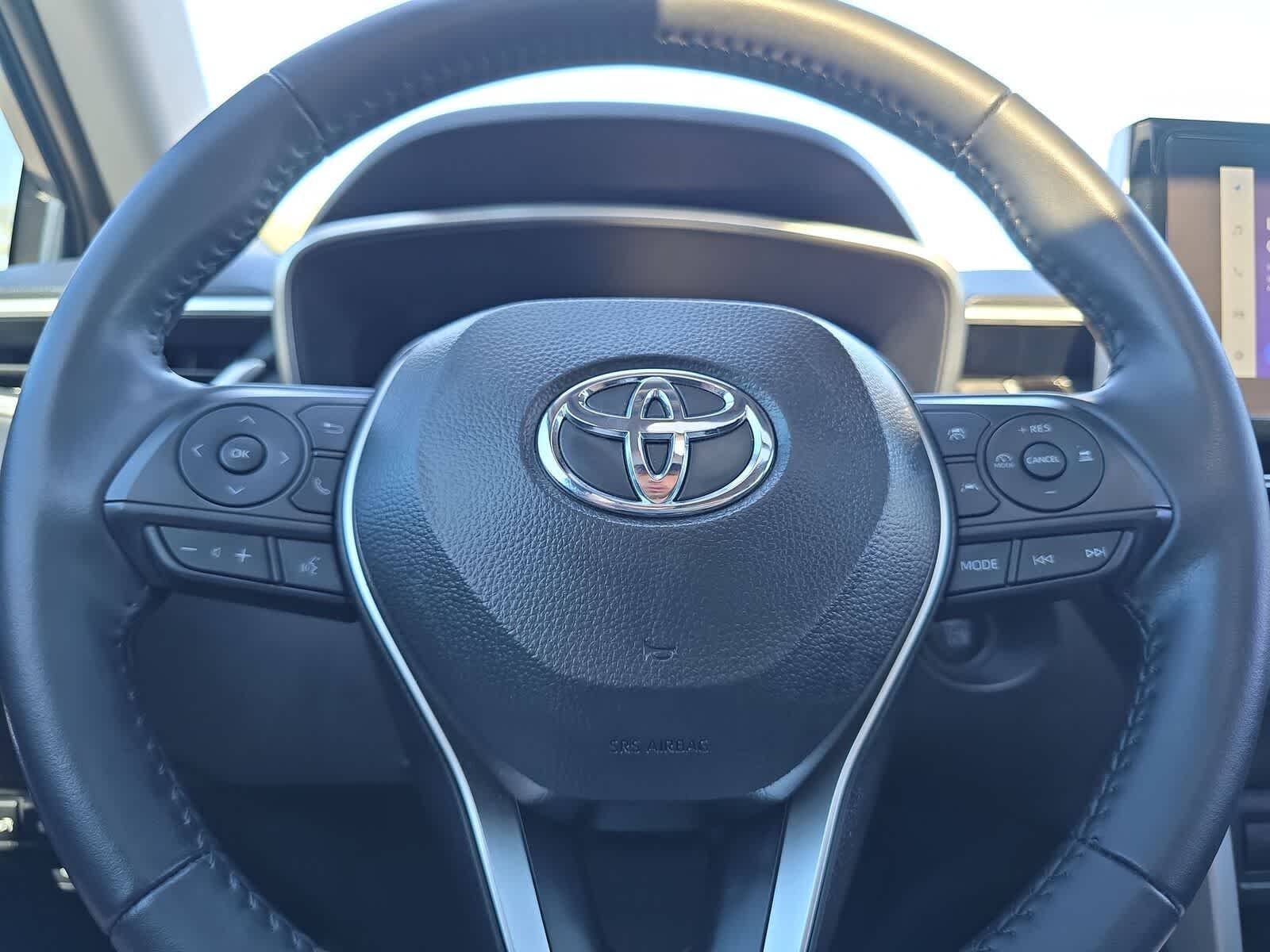 Thumbnail: 2025 Toyota Corolla Cross - 27