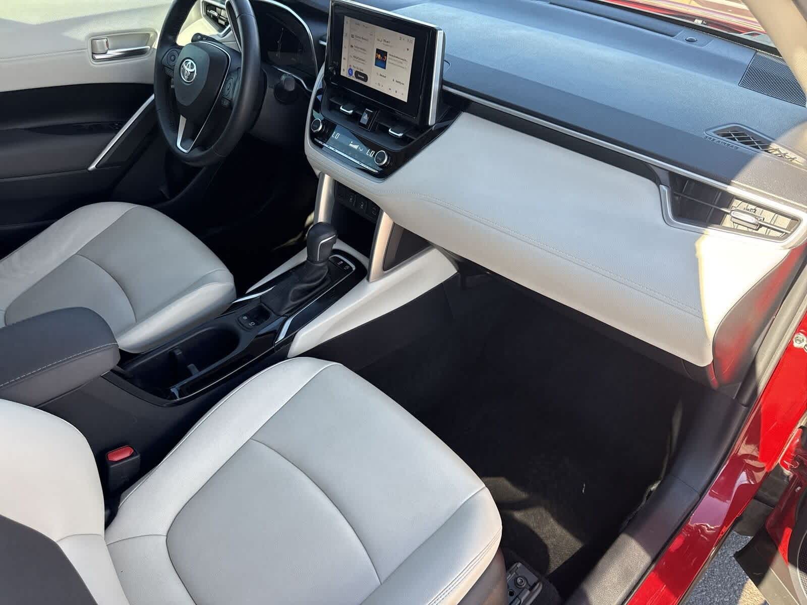 Thumbnail: 2023 Toyota Corolla Cross - 11