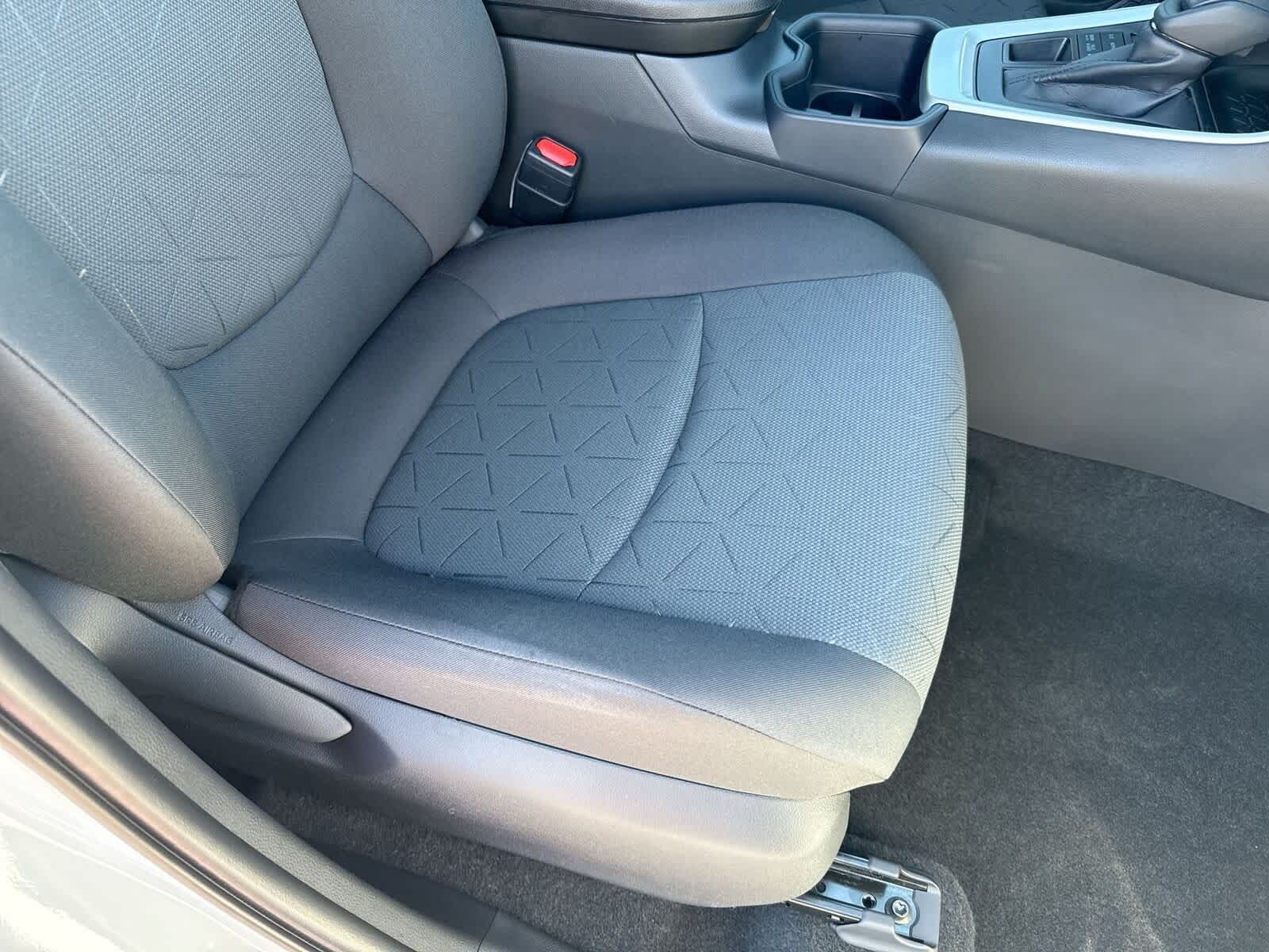 Thumbnail: 2025 Toyota RAV4 - 12