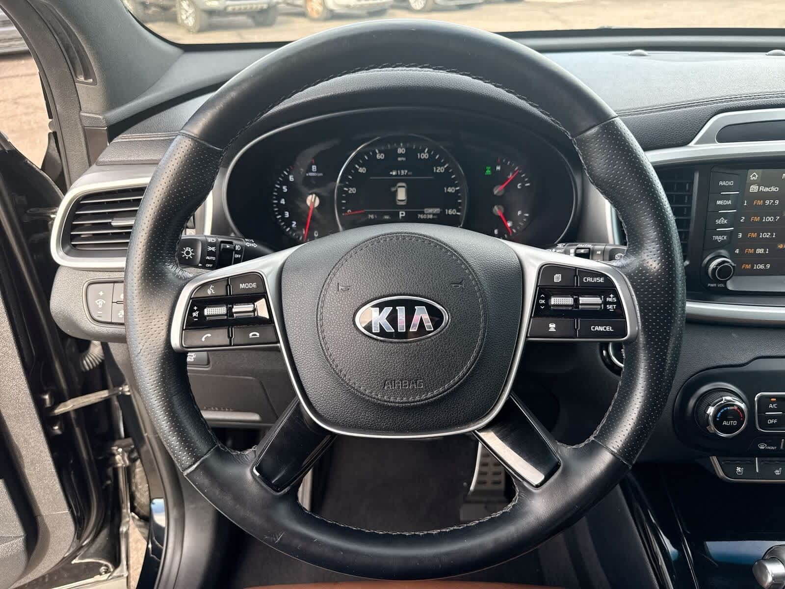 Thumbnail: 2019 Kia Sorento - 26
