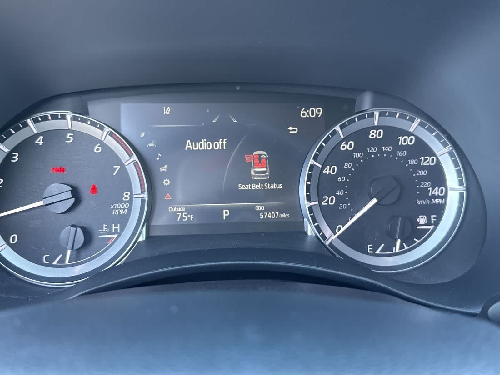 Thumbnail: 2023 Toyota Highlander - 31