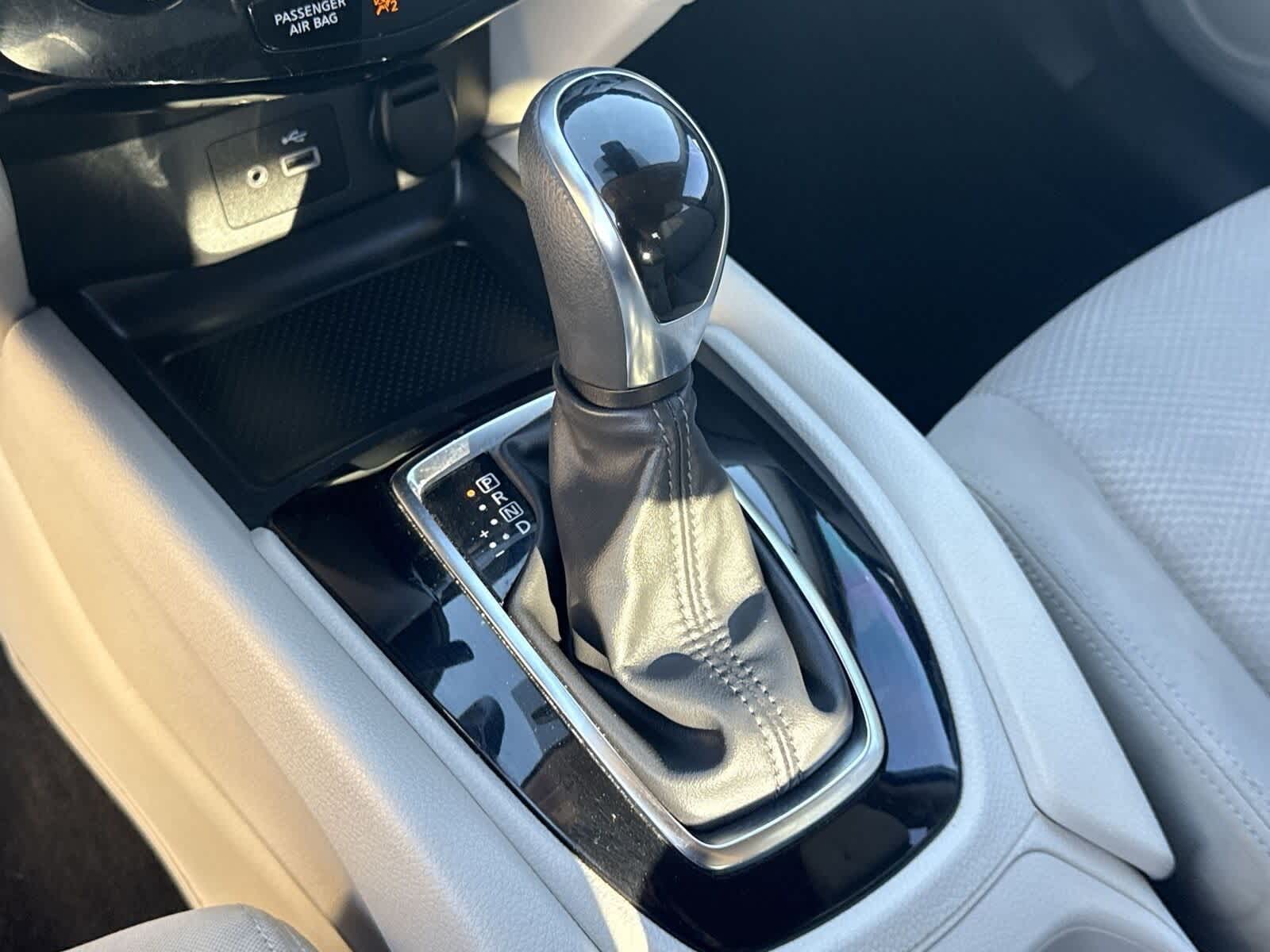 Thumbnail: 2020 Nissan Rogue Sport - 24