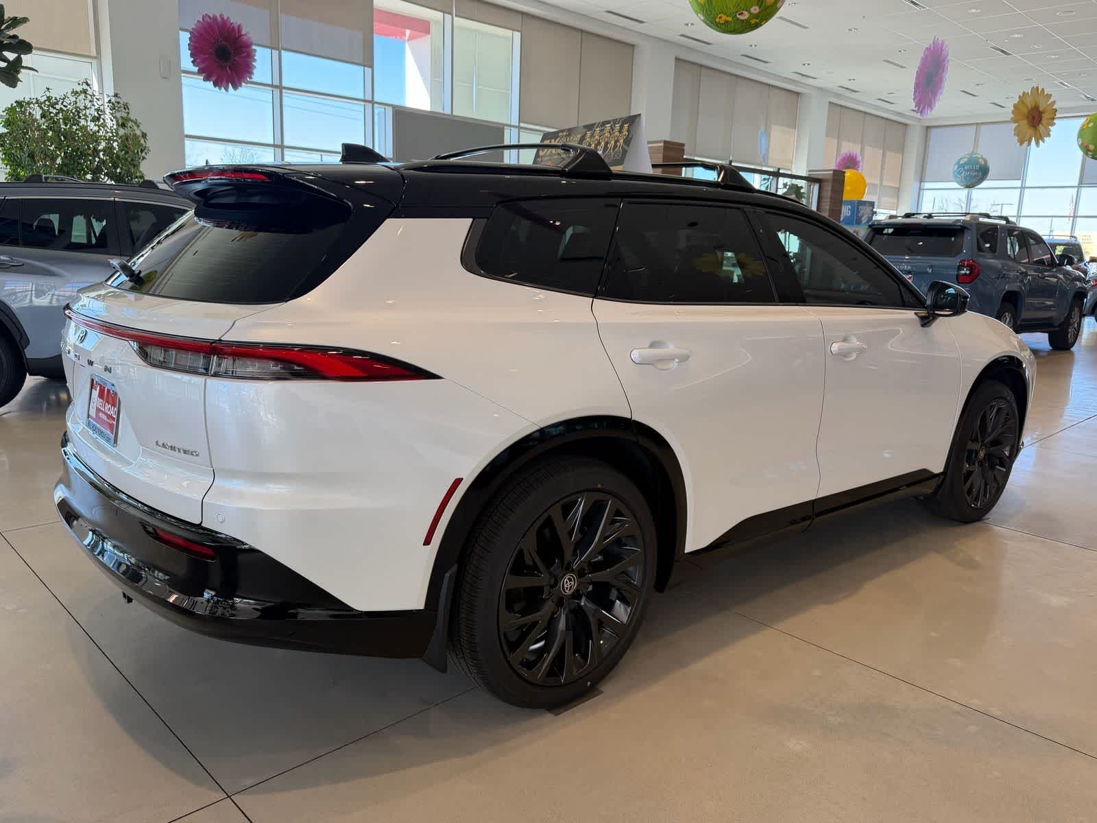 Thumbnail: 2026 Toyota Crown Signia - 5