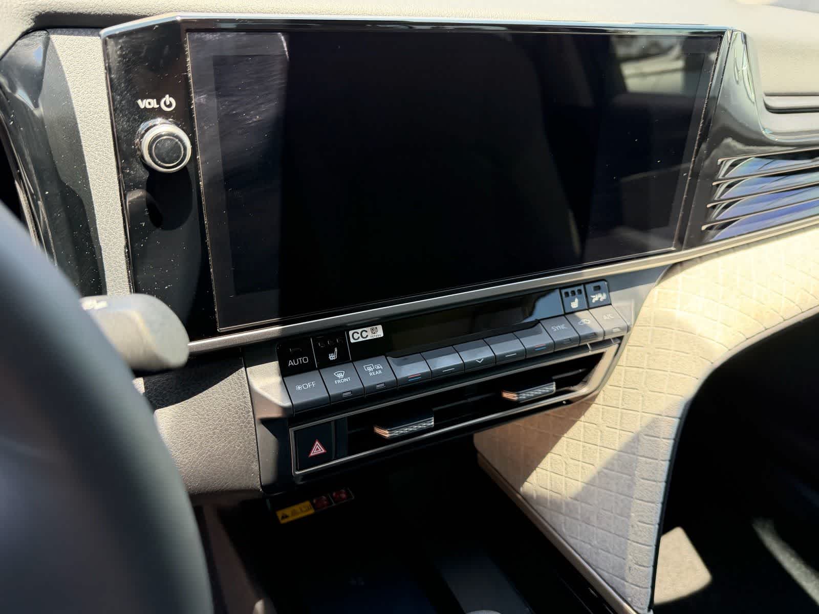 Thumbnail: 2025 Toyota Camry - 10