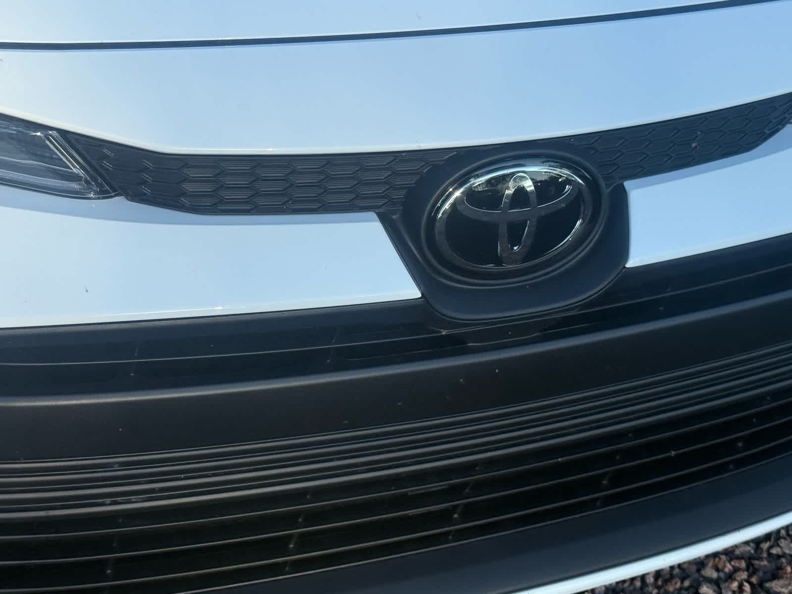 Thumbnail: 2025 Toyota Corolla - 22