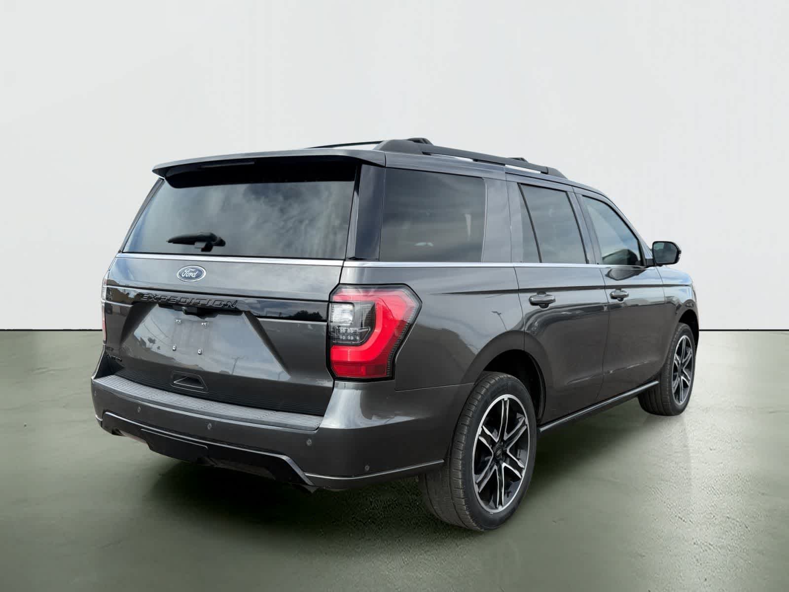 Thumbnail: 2021 Ford Expedition - 5