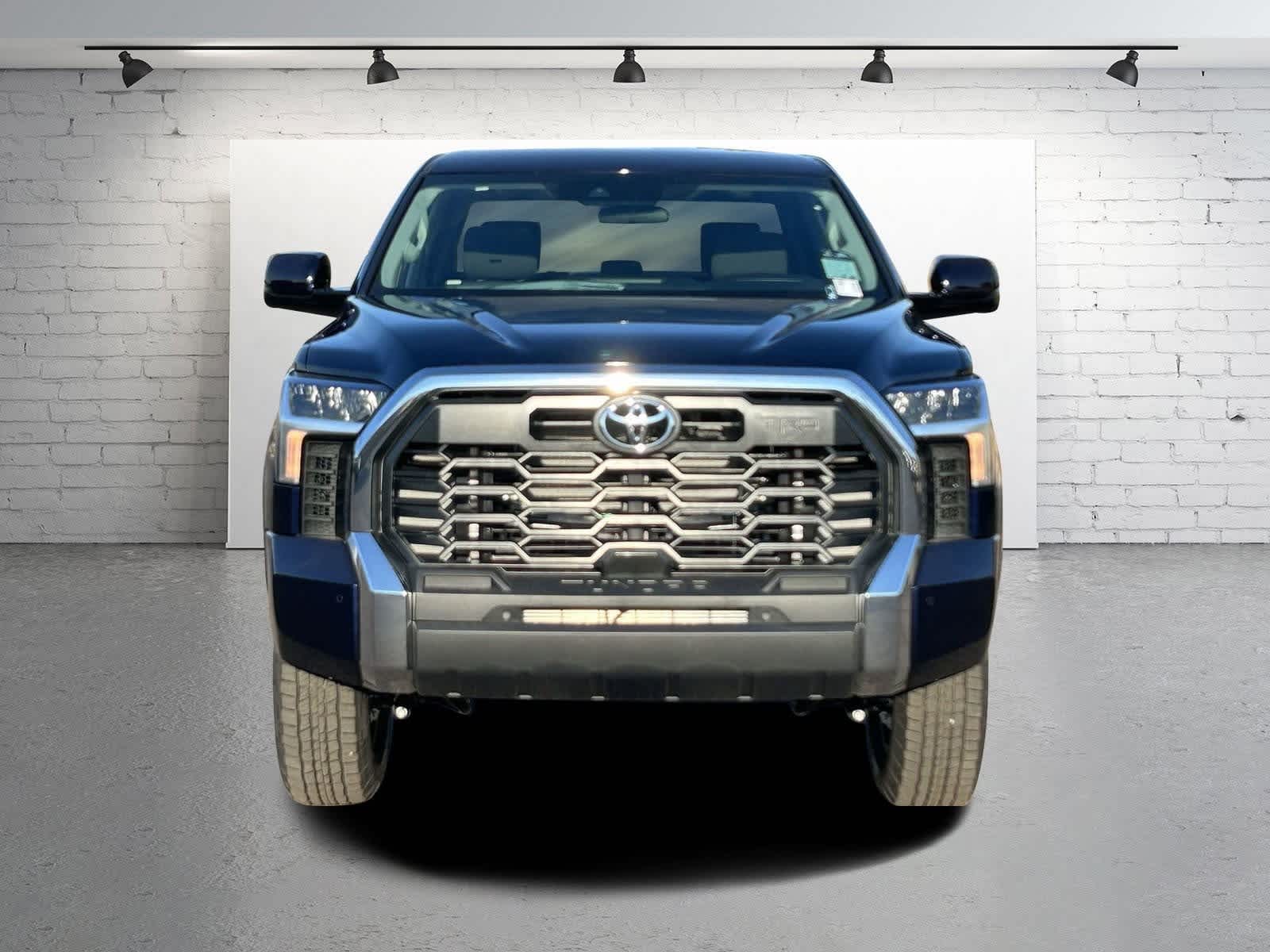 Thumbnail: 2024 Toyota Tundra - 9