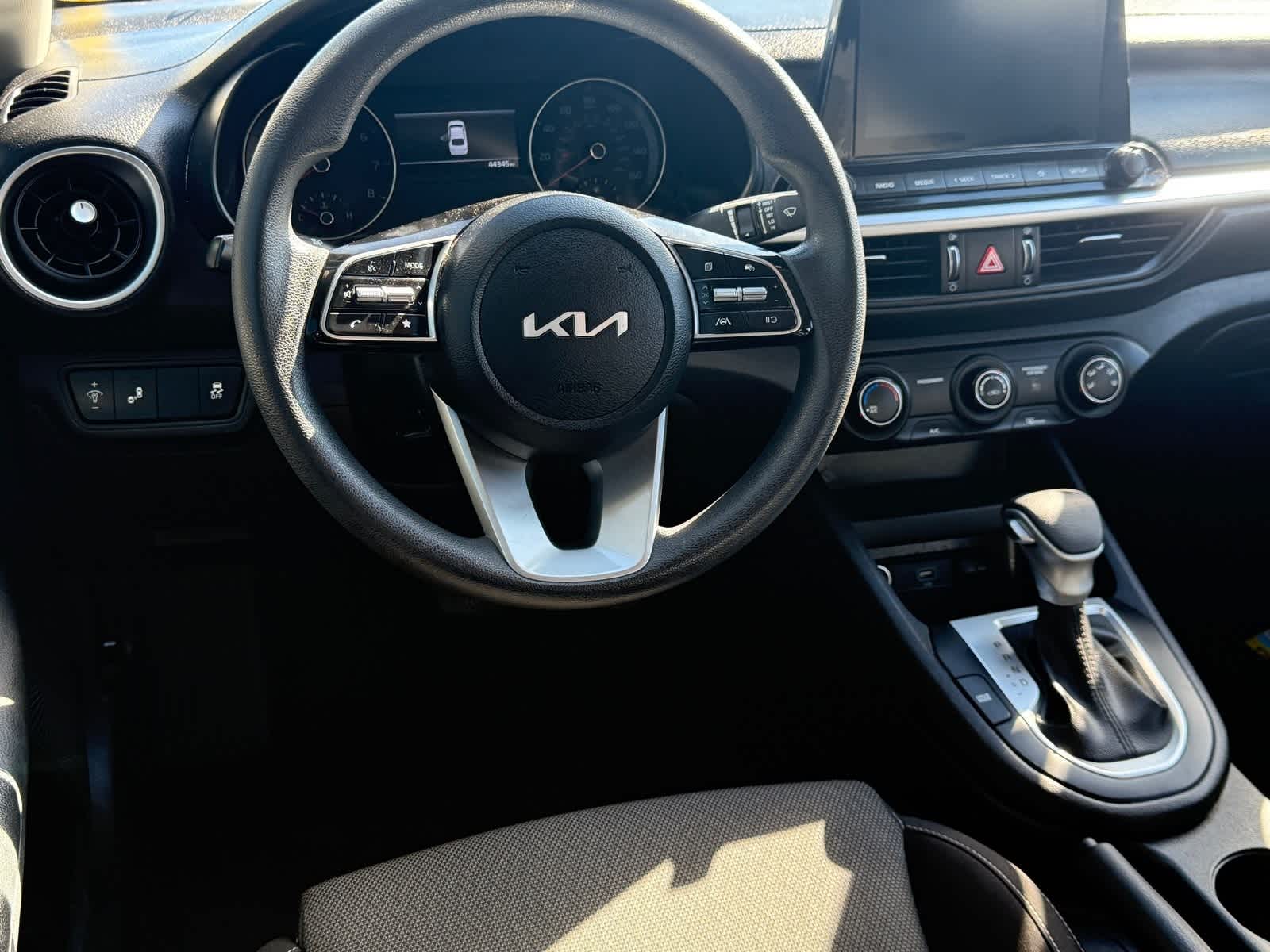 Thumbnail: 2023 Kia Forte - 11