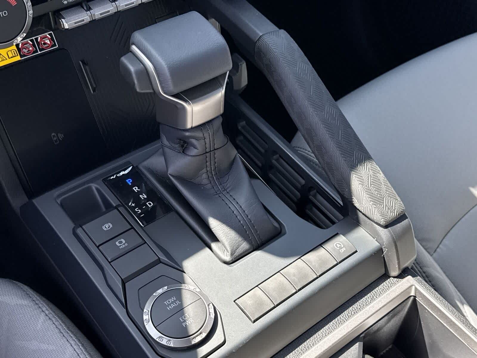 Thumbnail: 2025 Toyota Tacoma - 25