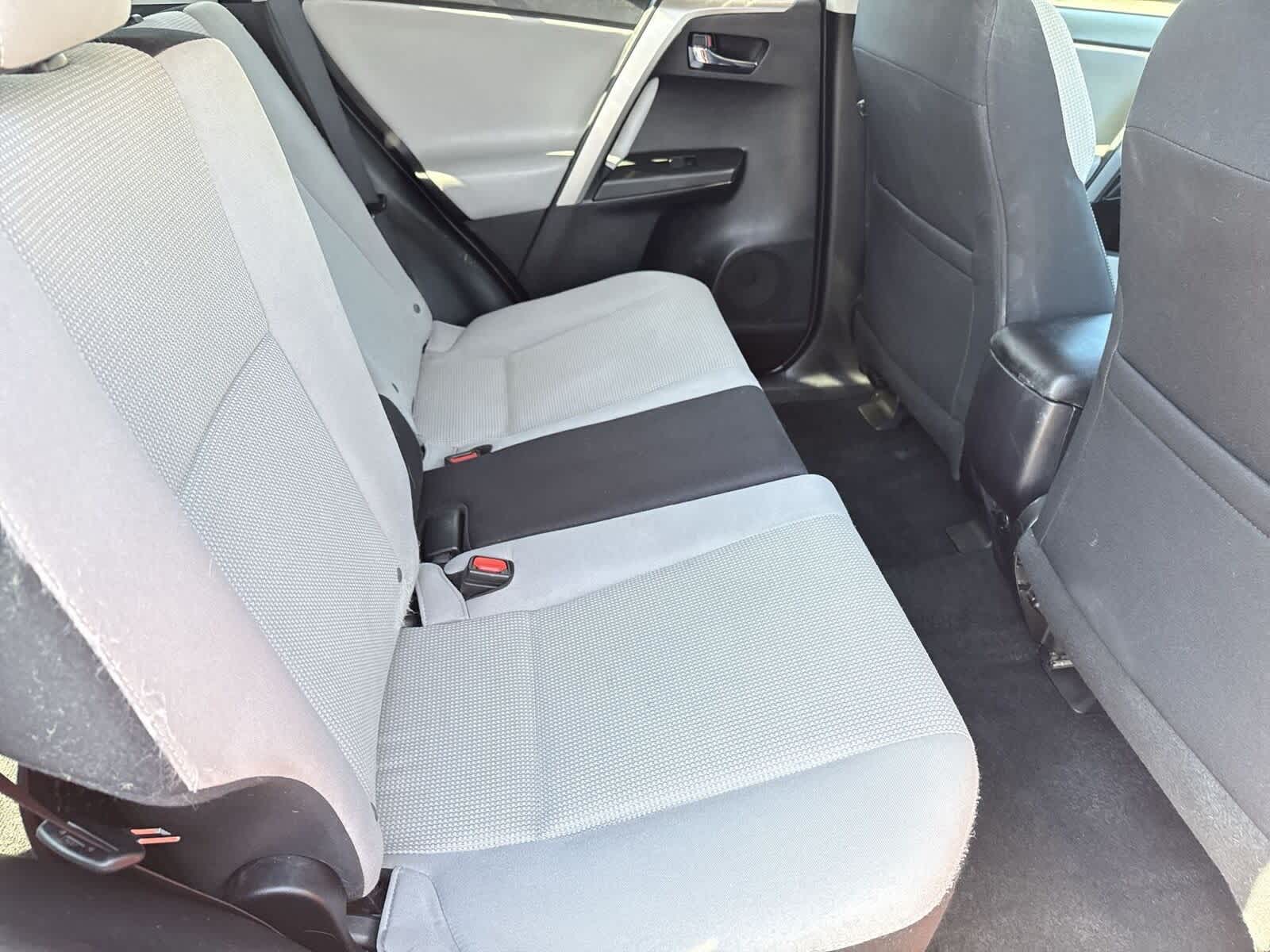 Thumbnail: 2016 Toyota RAV4 - 13