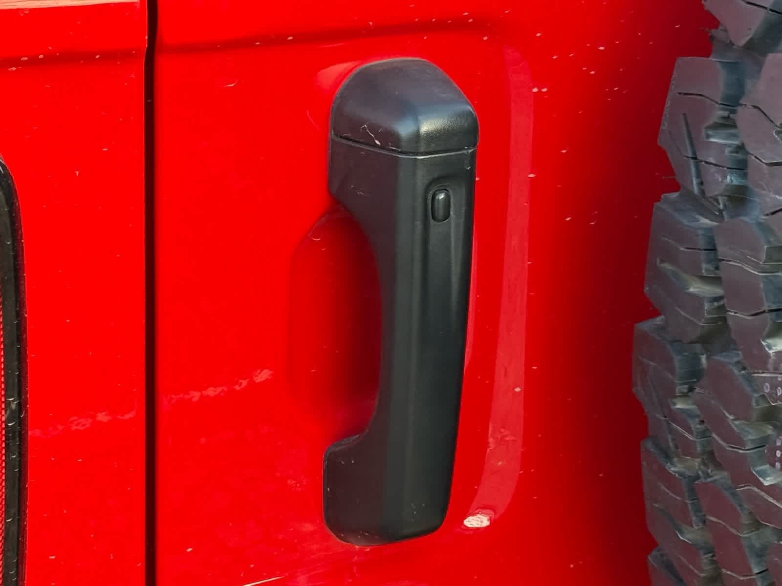 Thumbnail: 2022 Jeep Wrangler - 10