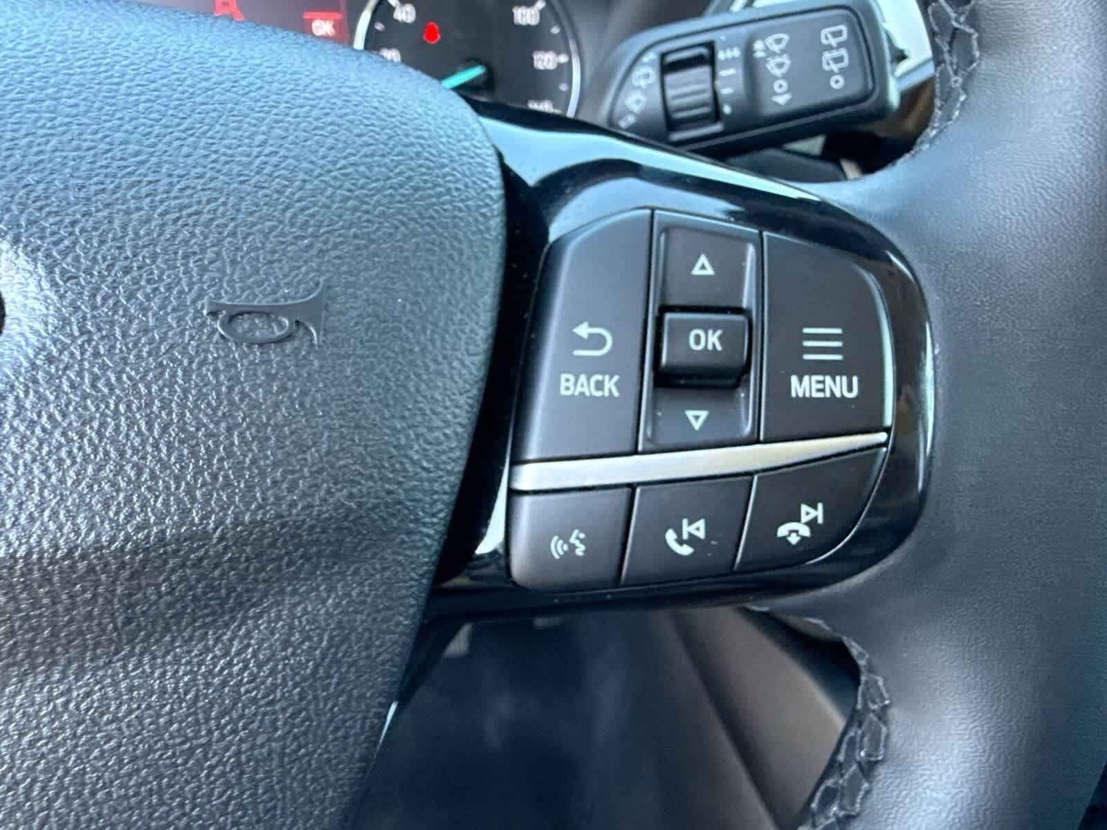 Thumbnail: 2022 Ford Escape - 28