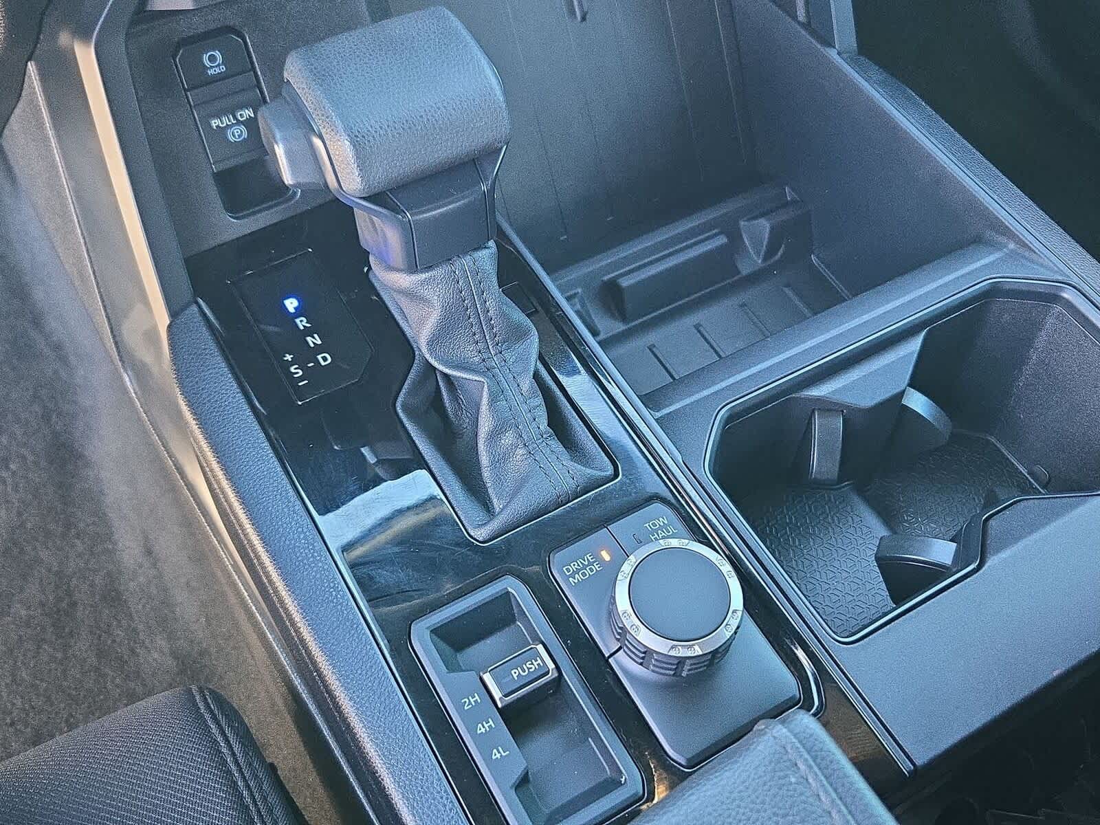 Thumbnail: 2025 Toyota Tundra - 25