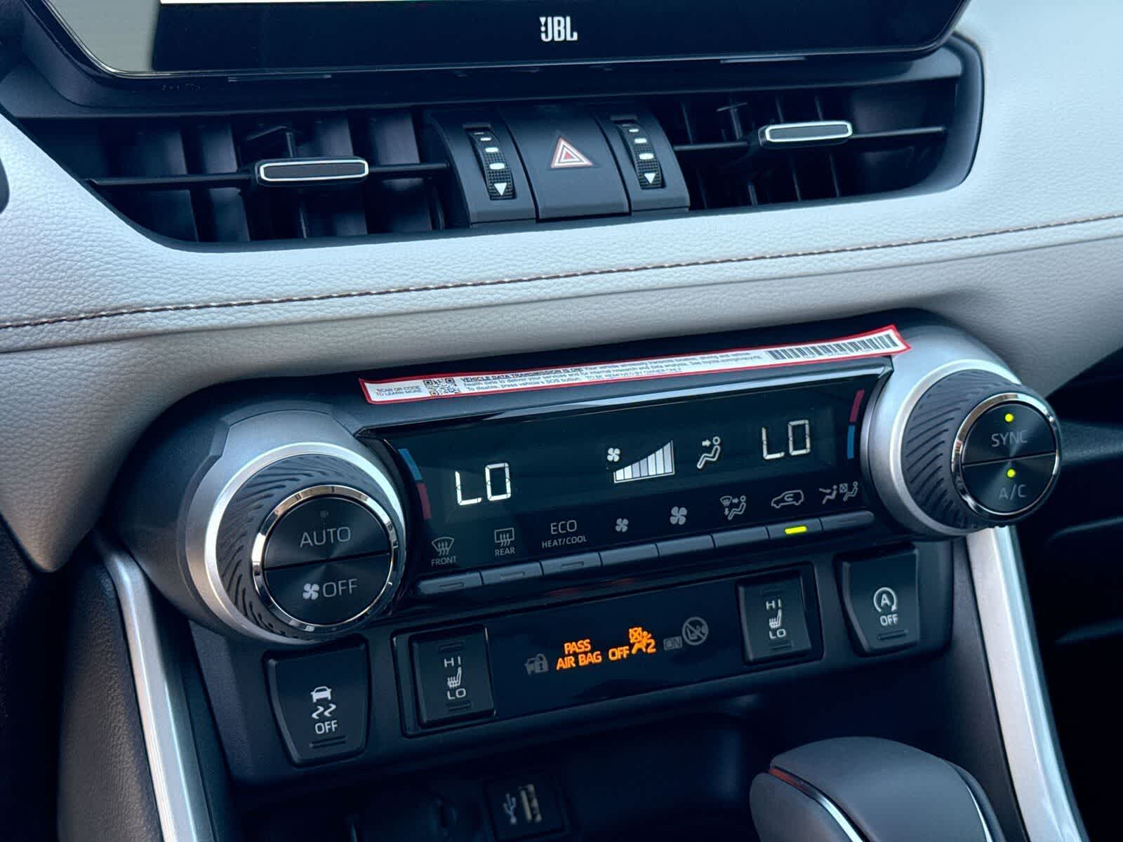 Thumbnail: 2025 Toyota RAV4 - 22