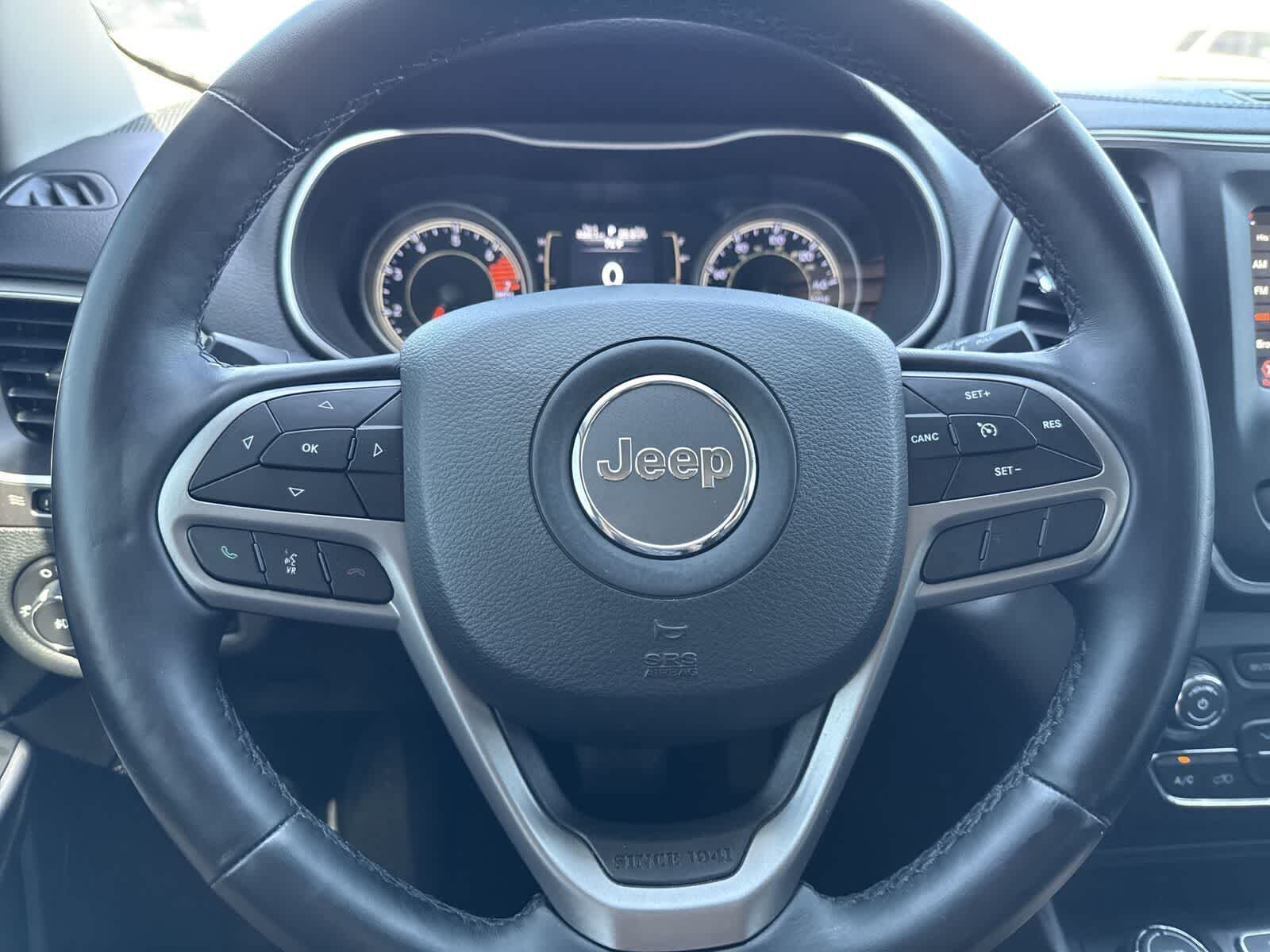 Thumbnail: 2019 Jeep Cherokee - 27