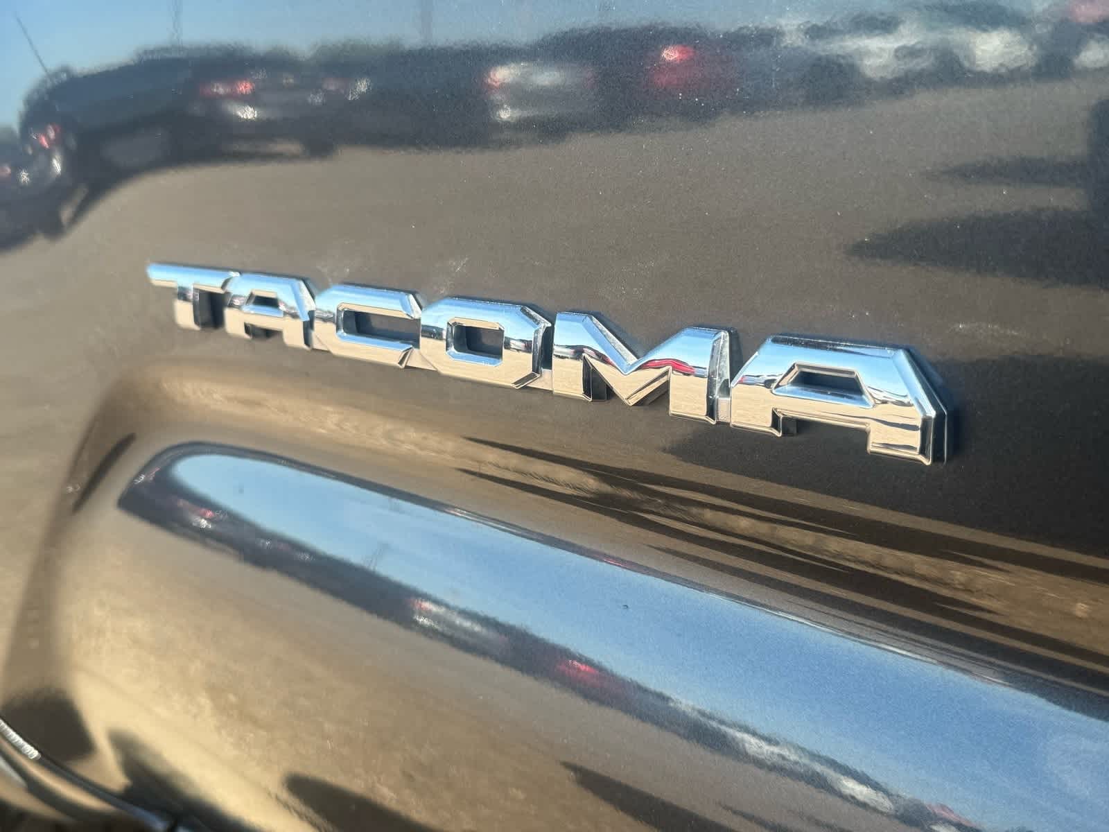 Thumbnail: 2022 Toyota Tacoma - 8