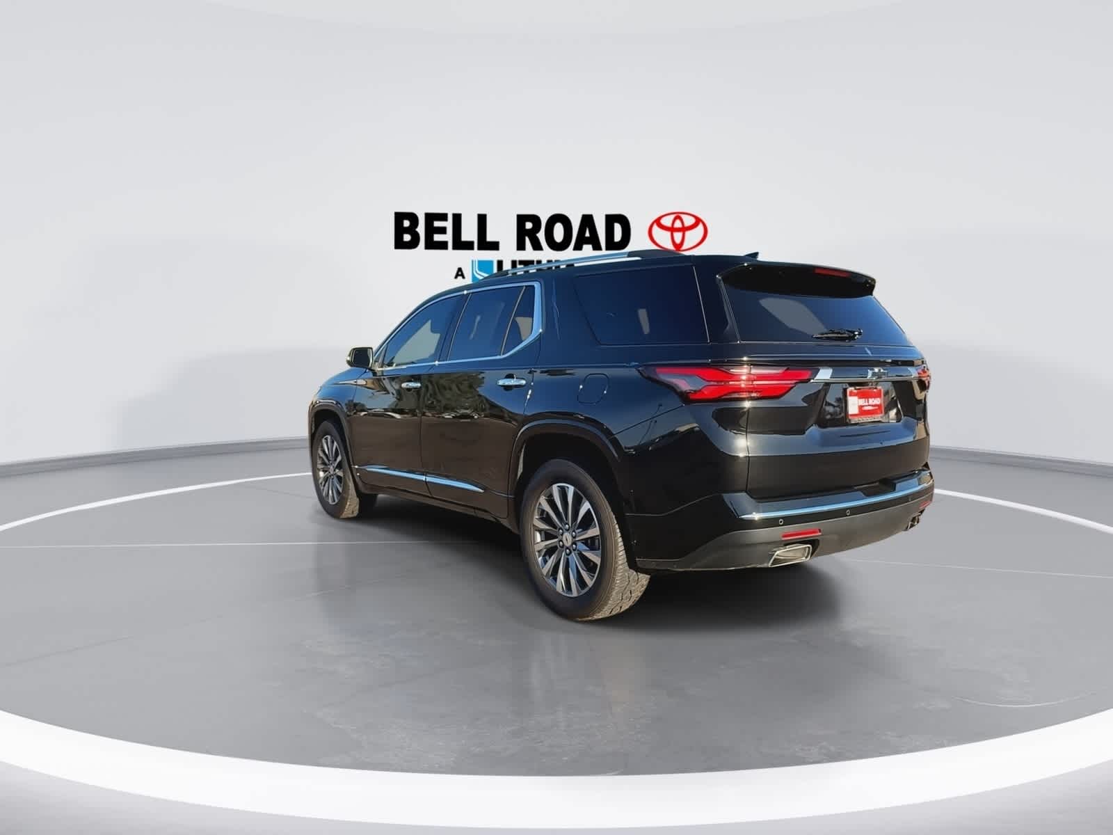 Thumbnail: 2023 Chevrolet Traverse - 6