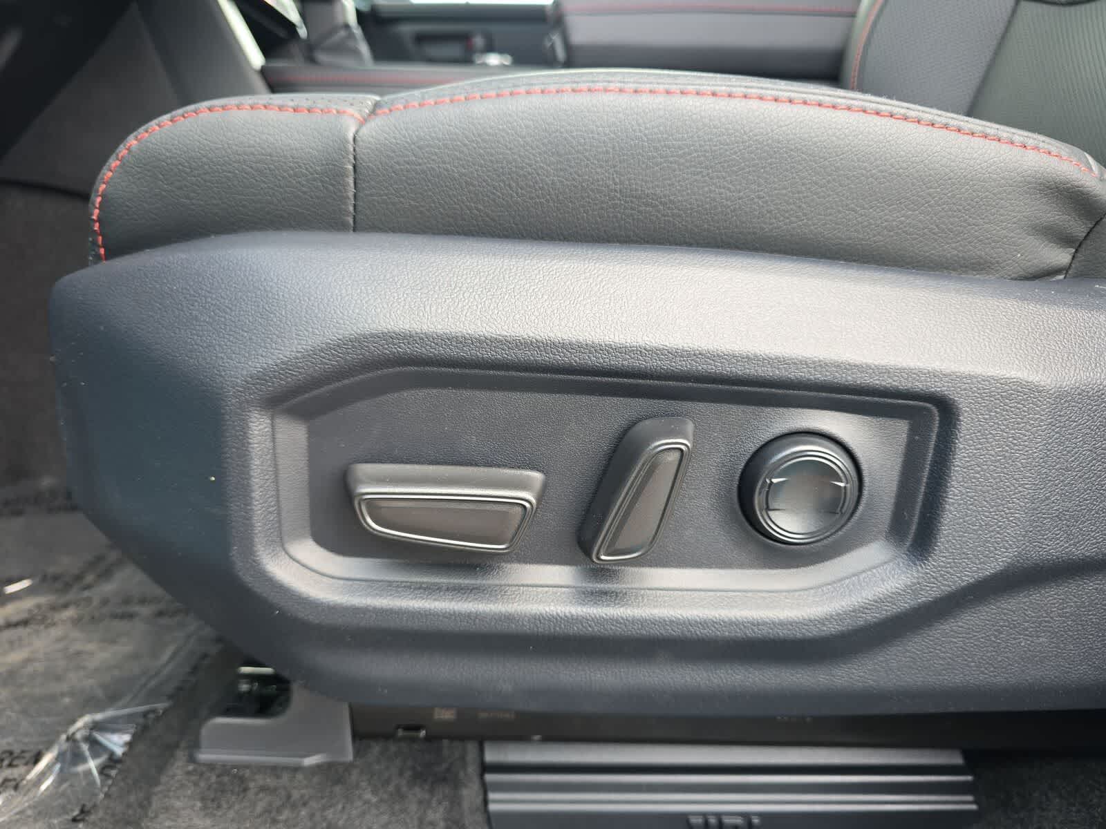 Thumbnail: 2026 Toyota Tundra - 18