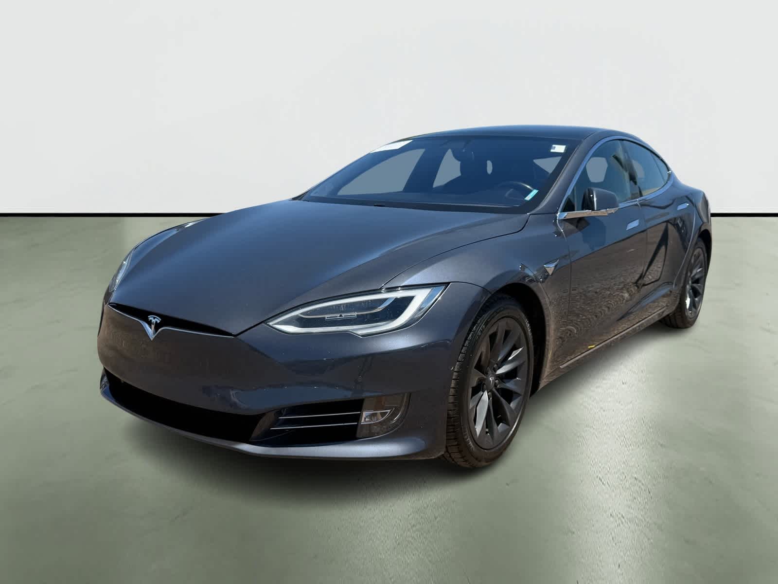 Thumbnail: 2018 Tesla Model S - 2