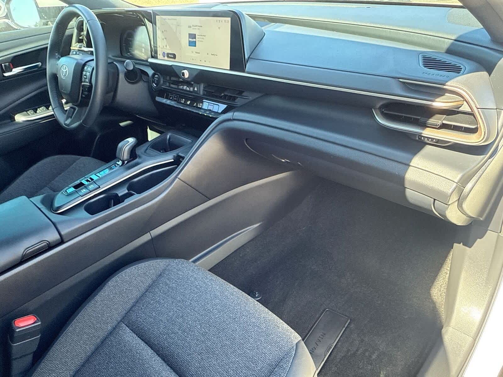 Thumbnail: 2023 Toyota Crown - 11