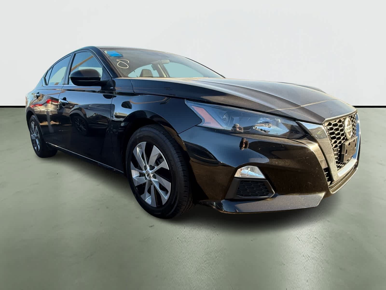 Thumbnail: 2022 Nissan Altima - 5