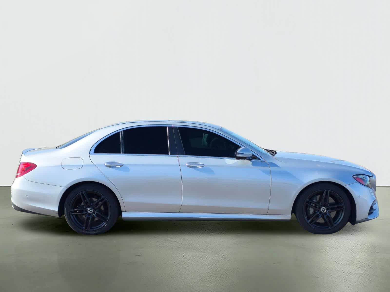 Thumbnail: 2019 Mercedes-Benz E-Class - 7