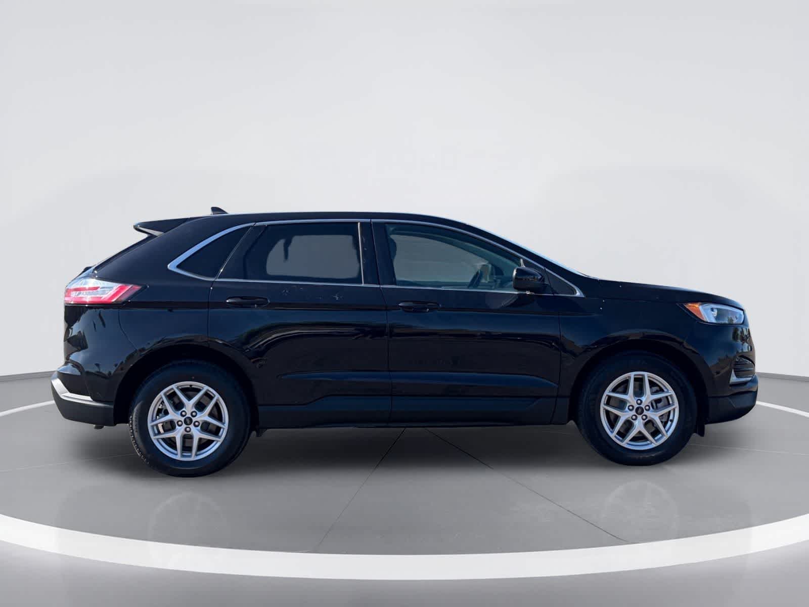 Thumbnail: 2024 Ford Edge - 7