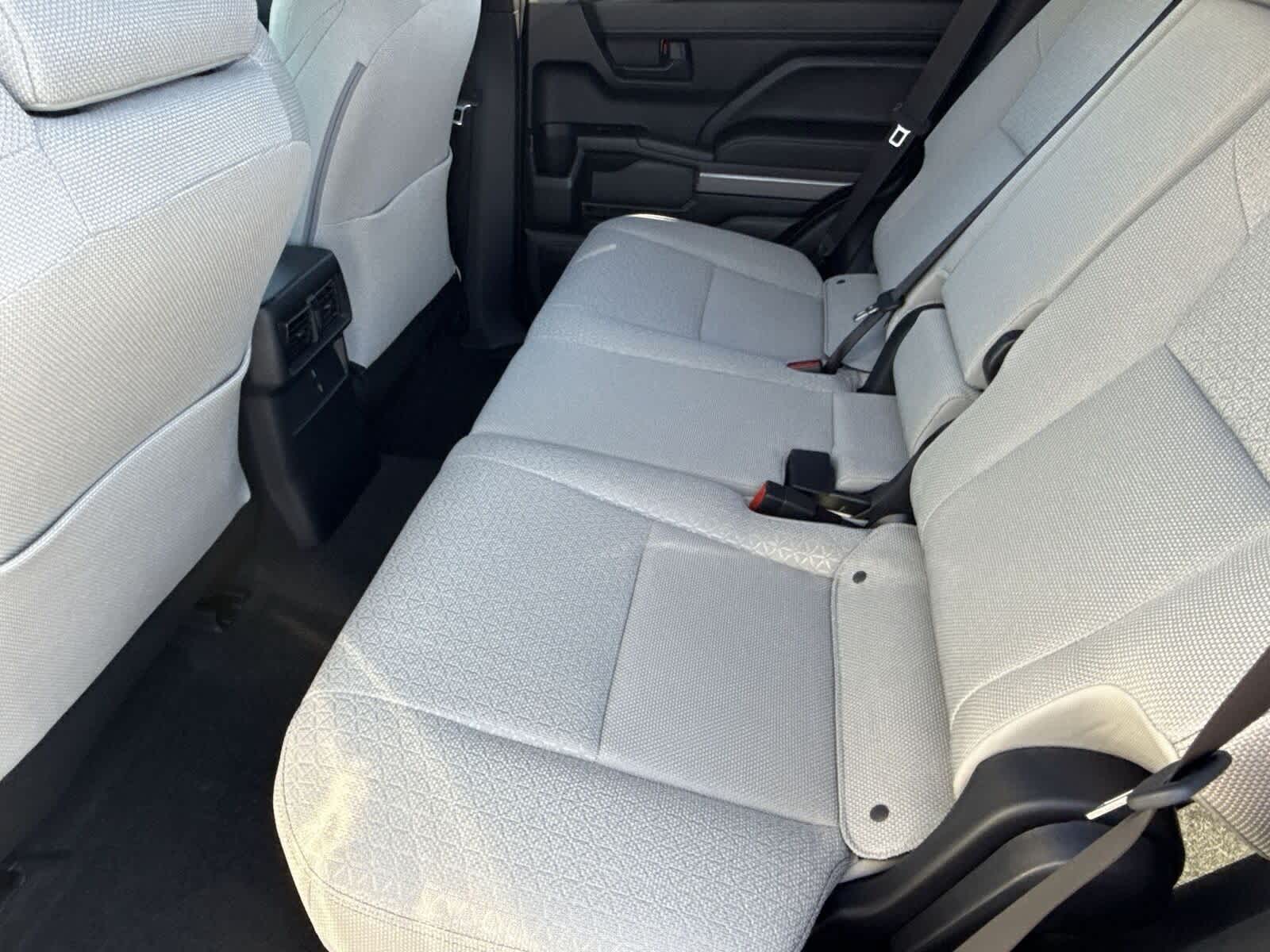 Thumbnail: 2025 Toyota 4Runner - 14