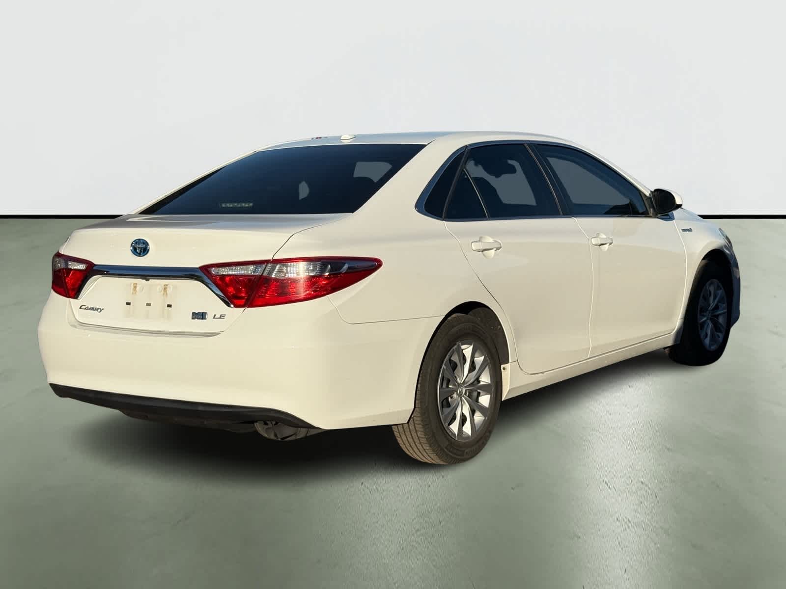 2017 Toyota Camry LE 4