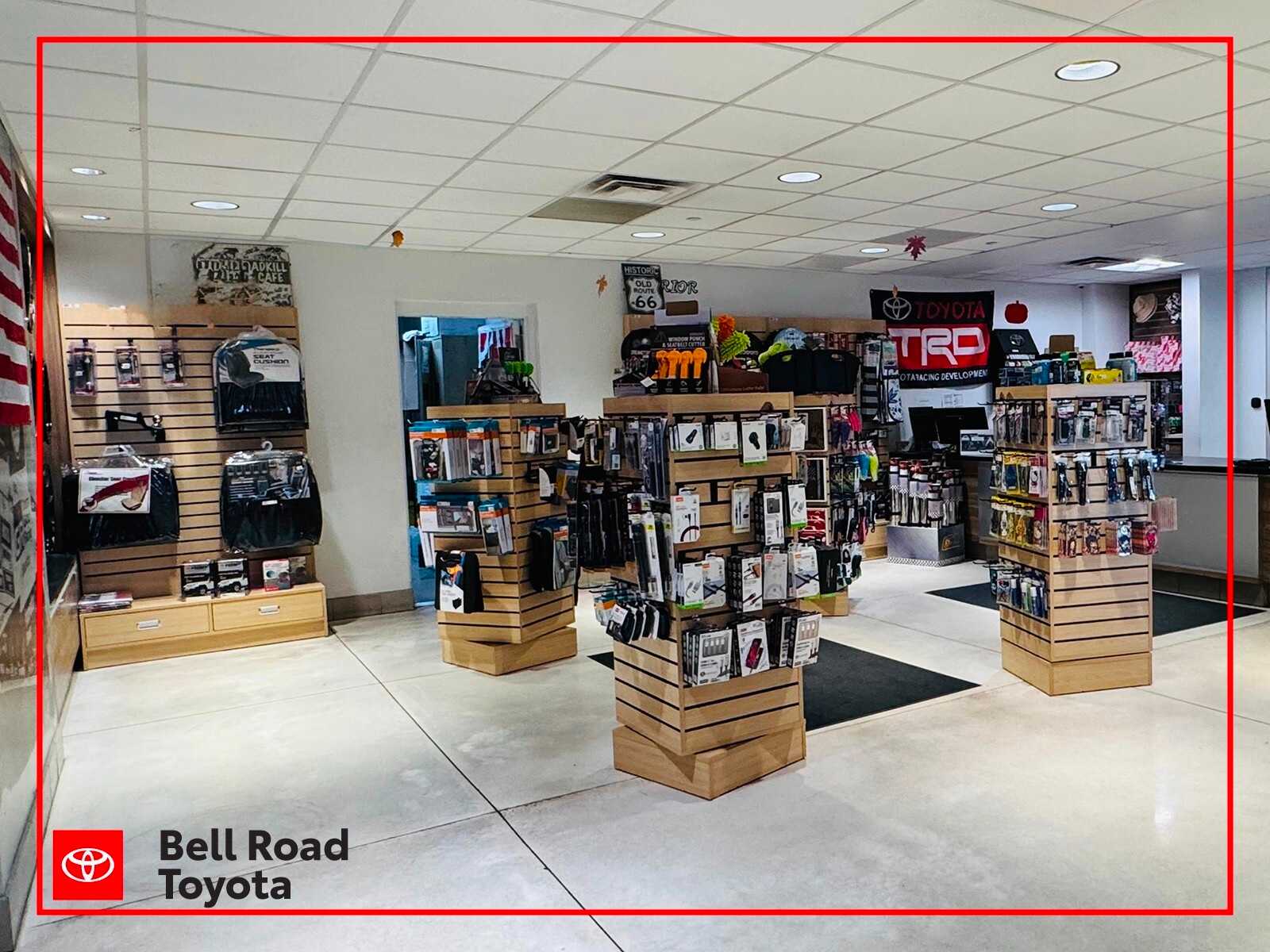 Thumbnail: 2024 Toyota RAV4 - 25