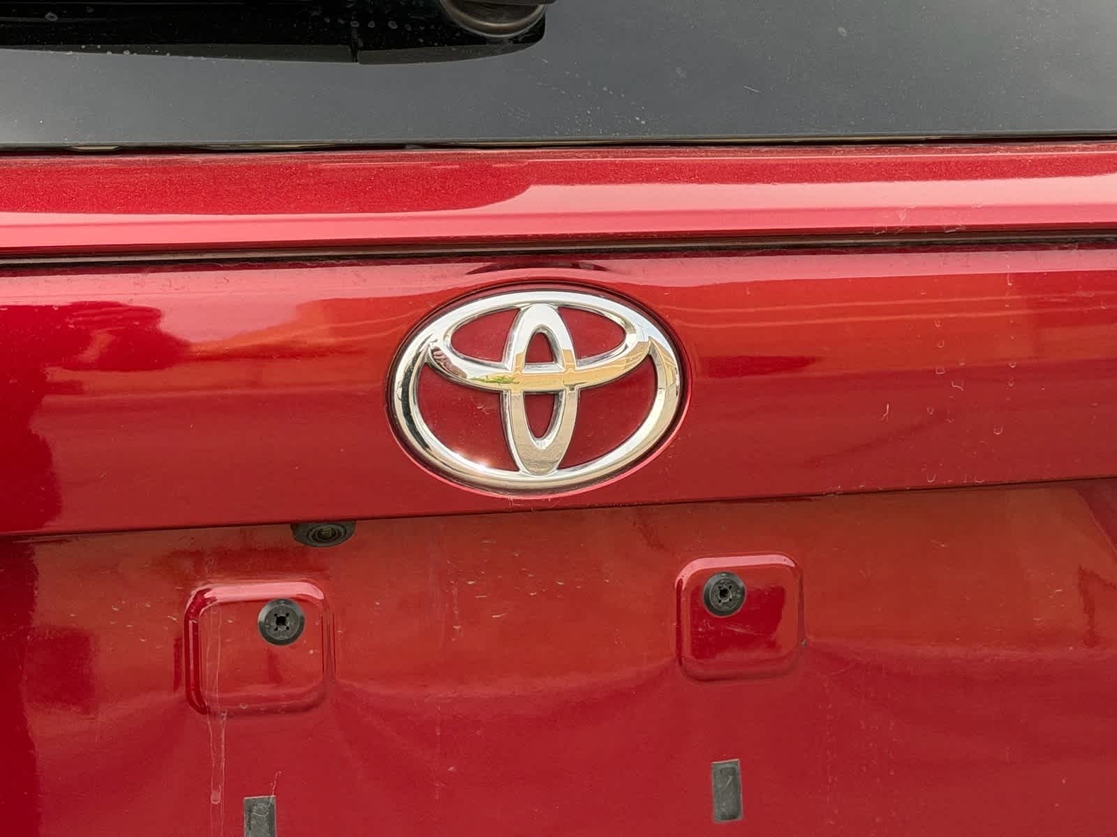 Thumbnail: 2021 Toyota RAV4 - 20