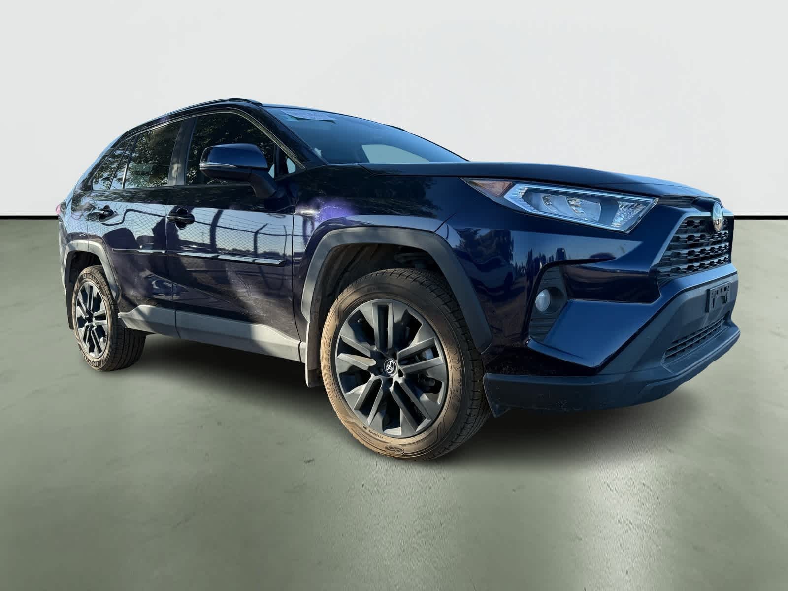 Thumbnail: 2019 Toyota RAV4 - 5