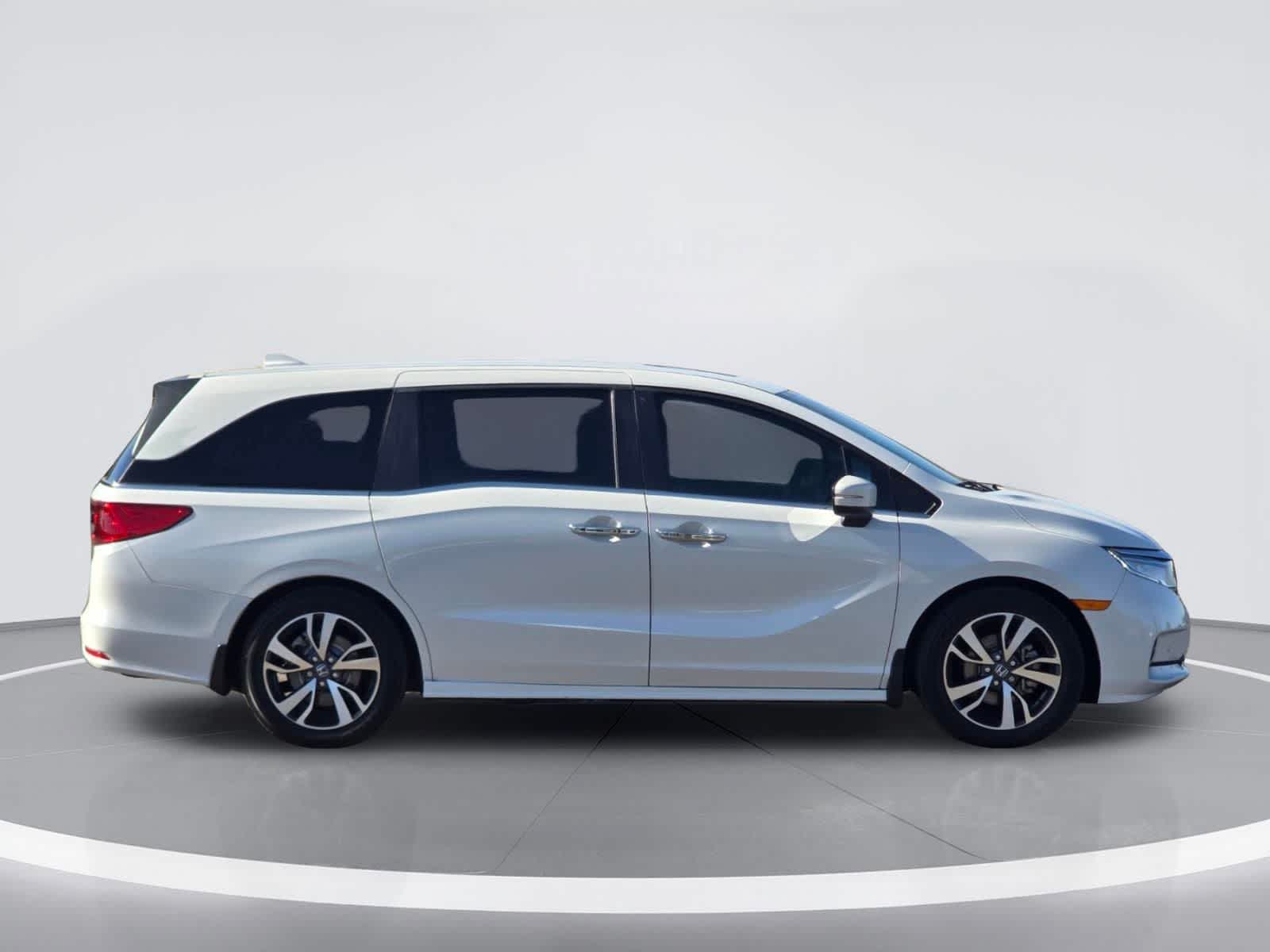 Thumbnail: 2022 Honda Odyssey - 7