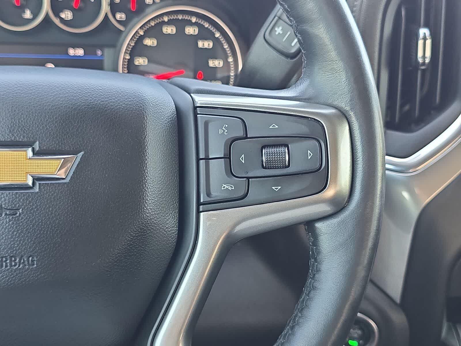 Thumbnail: 2020 Chevrolet Silverado 1500 - 29