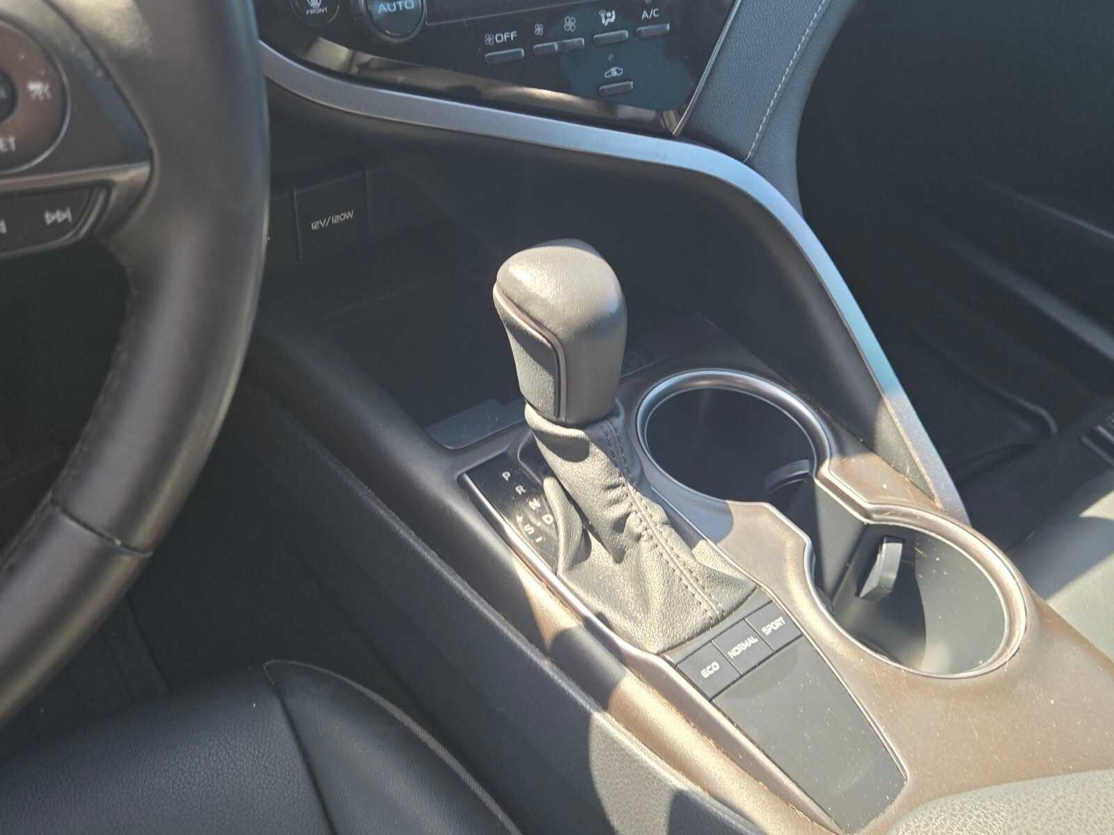 Thumbnail: 2023 Toyota Camry - 17