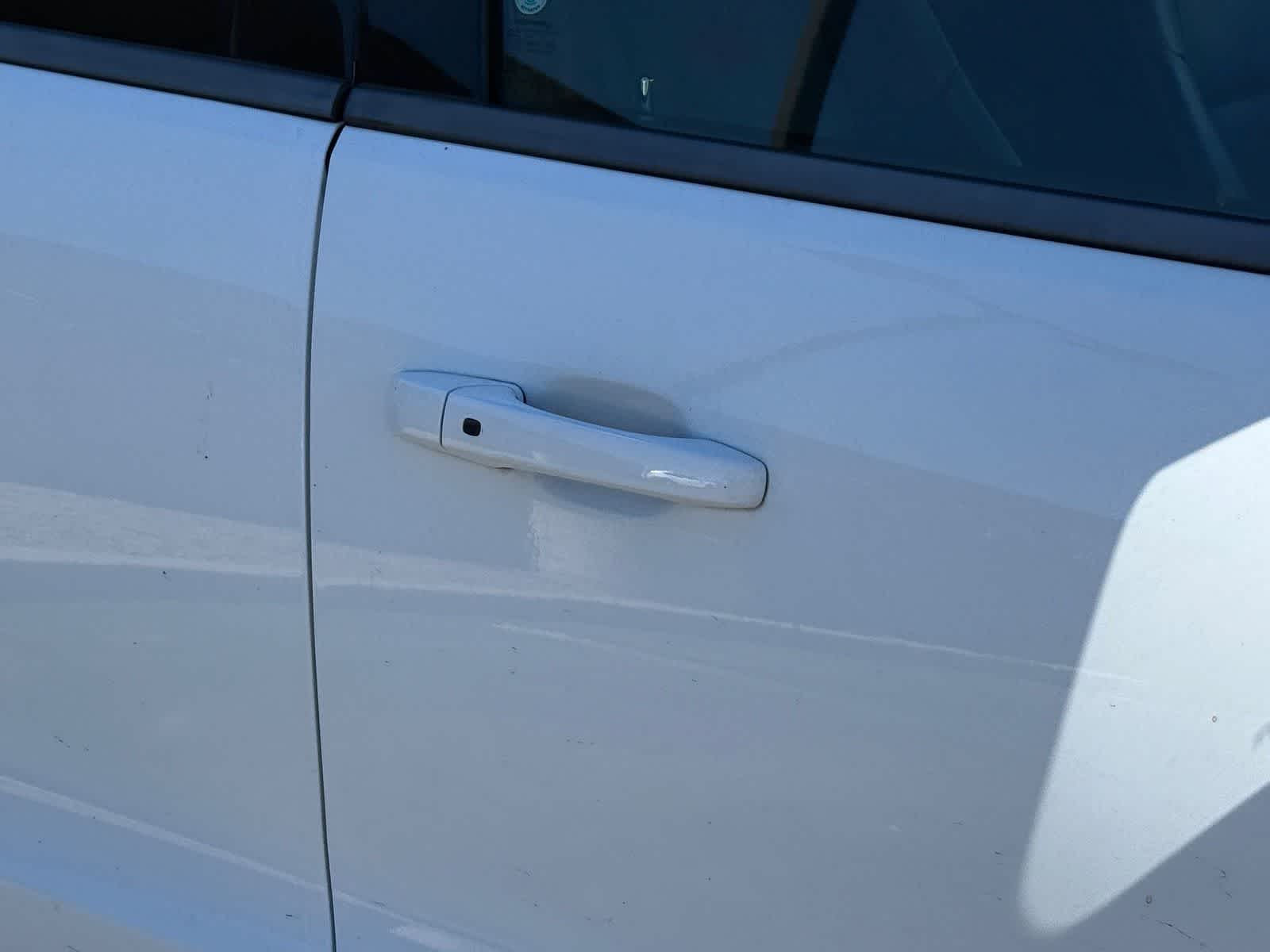 Thumbnail: 2017 Dodge Durango - 8