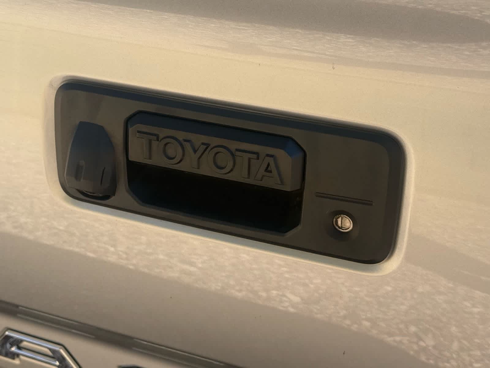 Thumbnail: 2023 Toyota Tacoma - 17