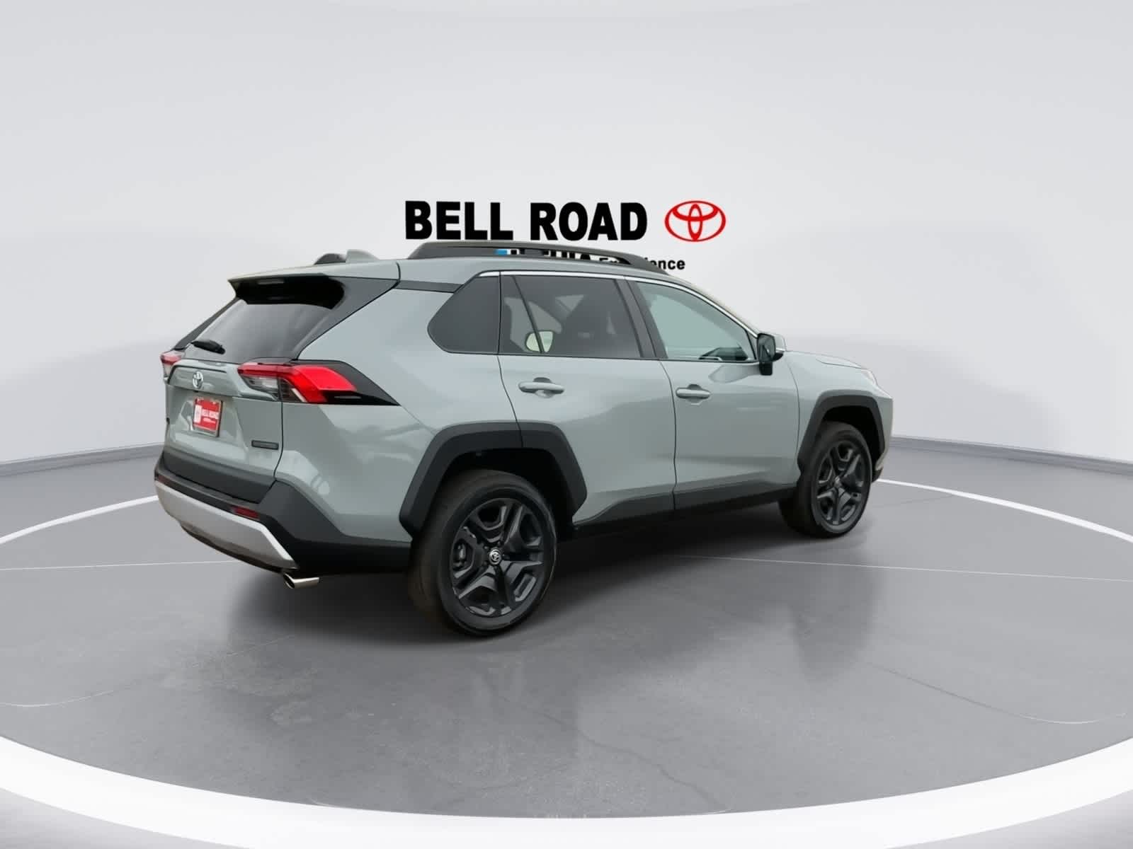 Thumbnail: 2023 Toyota RAV4 - 8