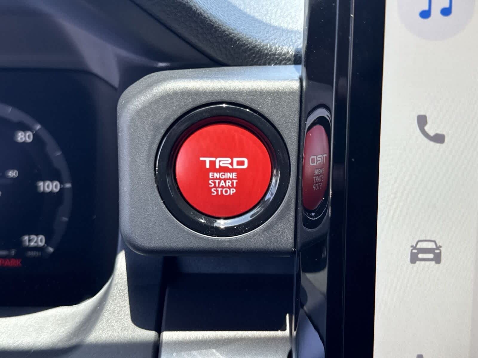 Thumbnail: 2025 Toyota Tacoma - 25