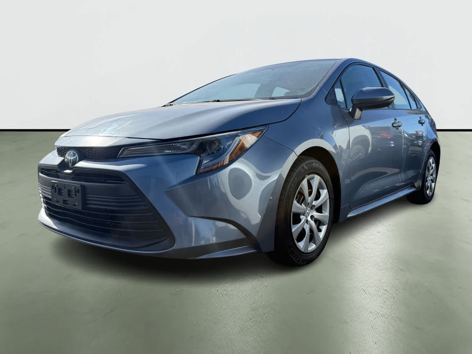 Thumbnail: 2023 Toyota Corolla - 2