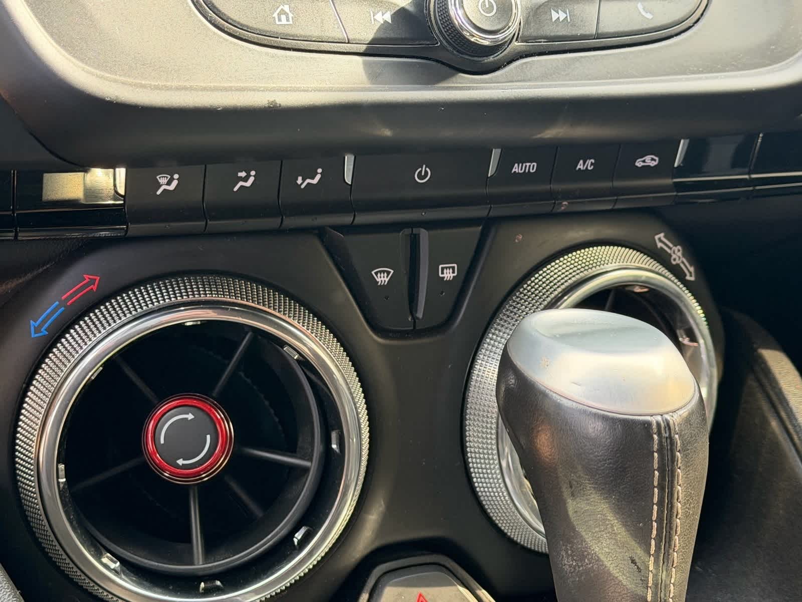 Thumbnail: 2017 Chevrolet Camaro - 9