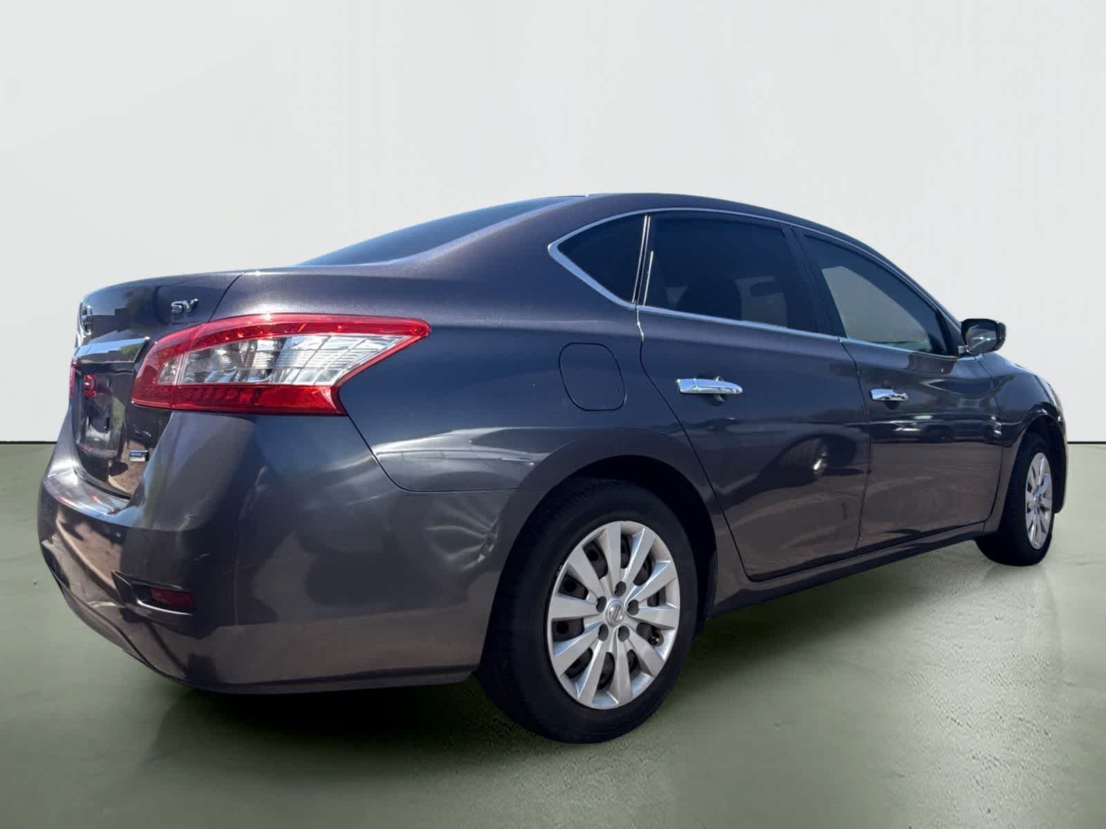 Thumbnail: 2013 Nissan Sentra - 4