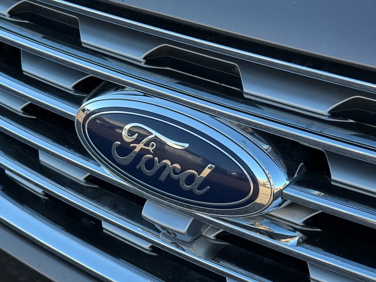 Thumbnail: 2019 Ford Edge - 7