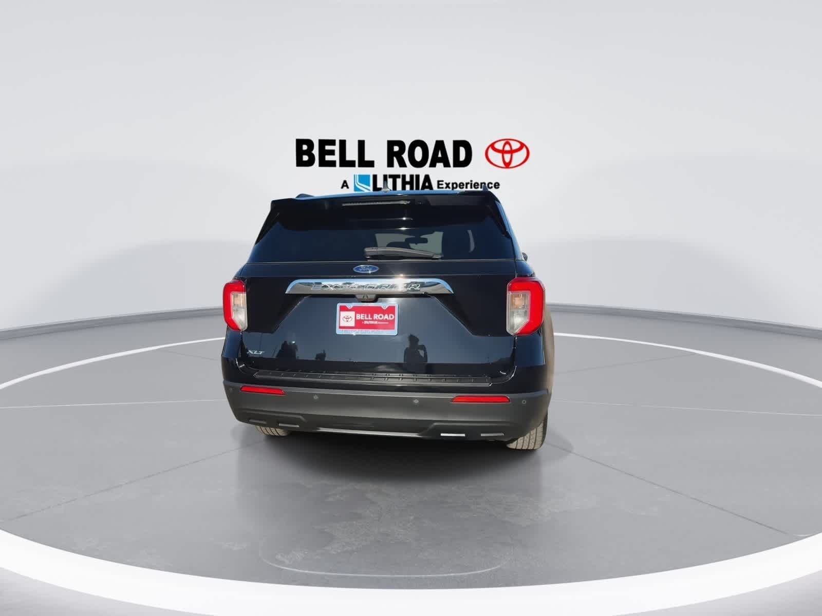 Thumbnail: 2022 Ford Explorer - 6