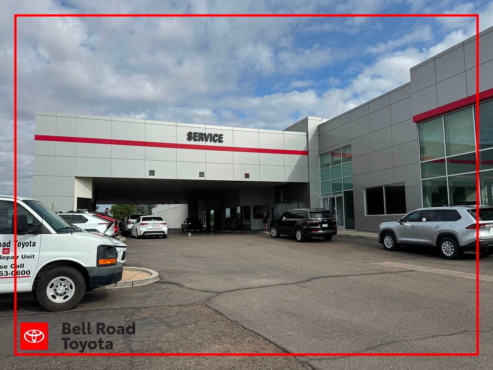 Thumbnail: 2024 Toyota RAV4 - 29