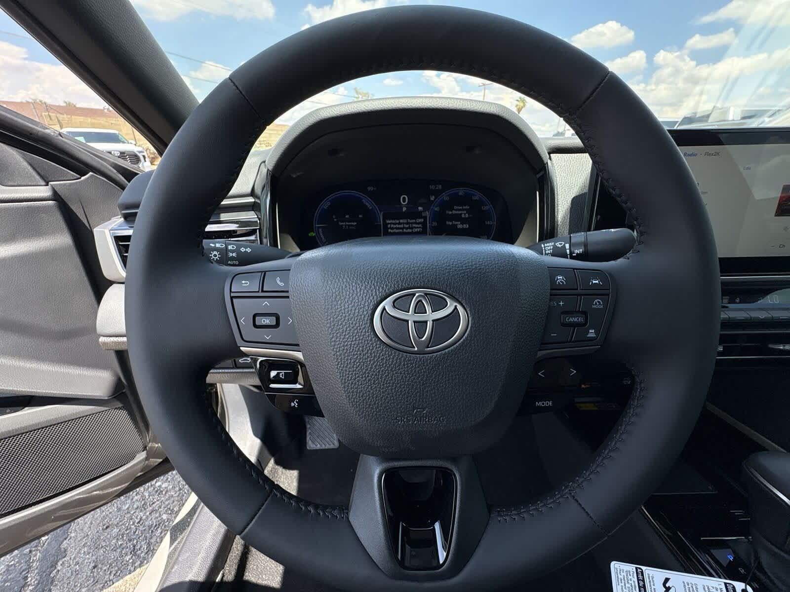 Thumbnail: 2025 Toyota Camry - 27