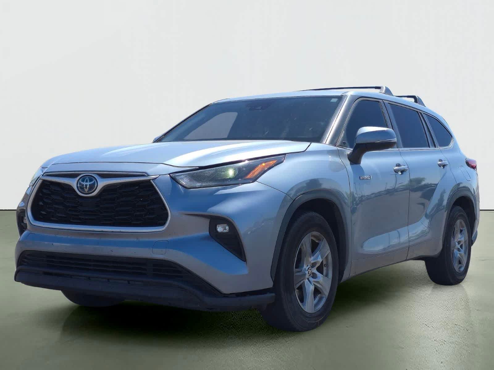 Thumbnail: 2021 Toyota Highlander - 2