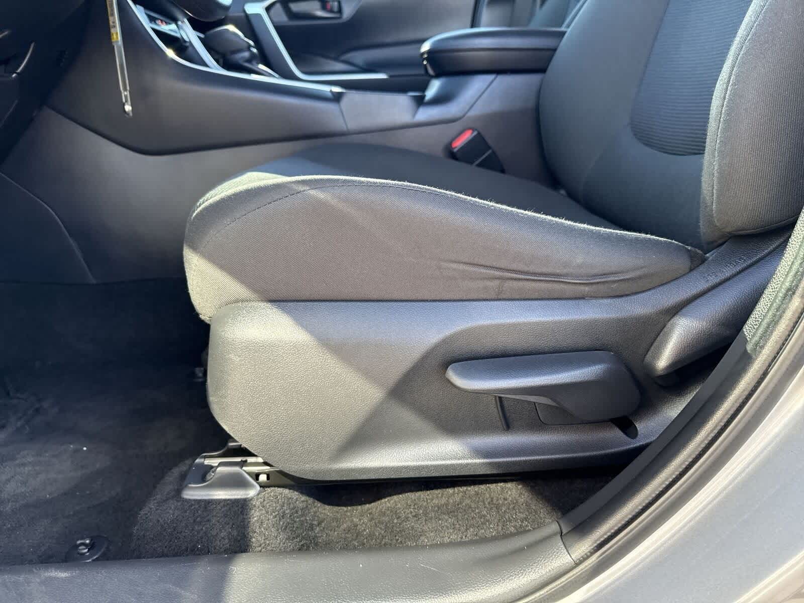 Thumbnail: 2024 Toyota RAV4 - 18