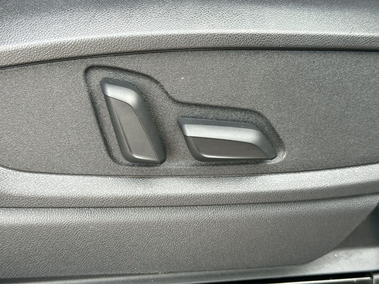 Thumbnail: 2023 Audi Q5 - 12