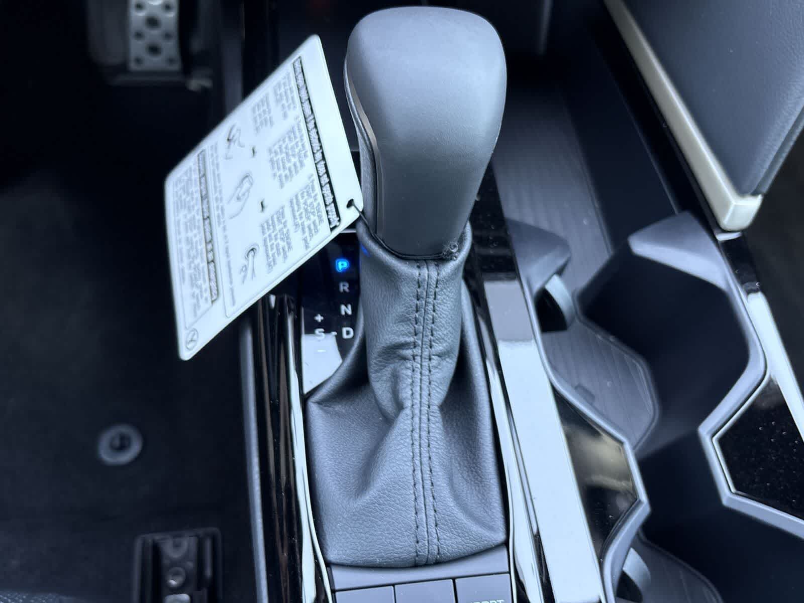 Thumbnail: 2025 Toyota Camry - 25